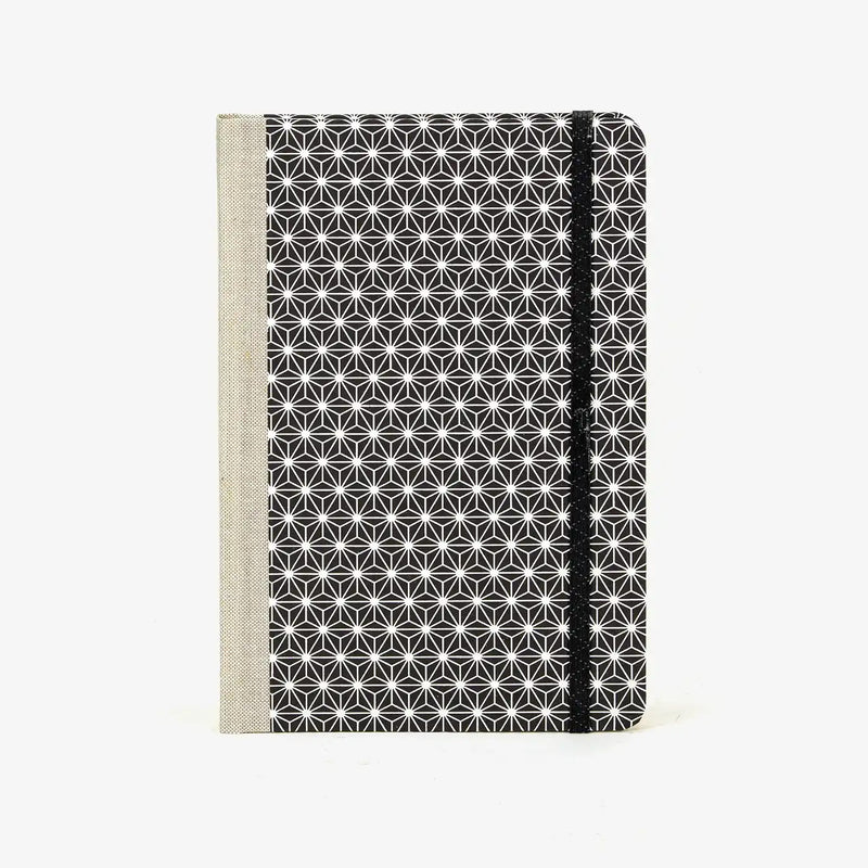 Wochenplaner-A5-2025-Chiyogami-geometrisch-asanohamuster-weiss-schwarz-cover-vorn-1