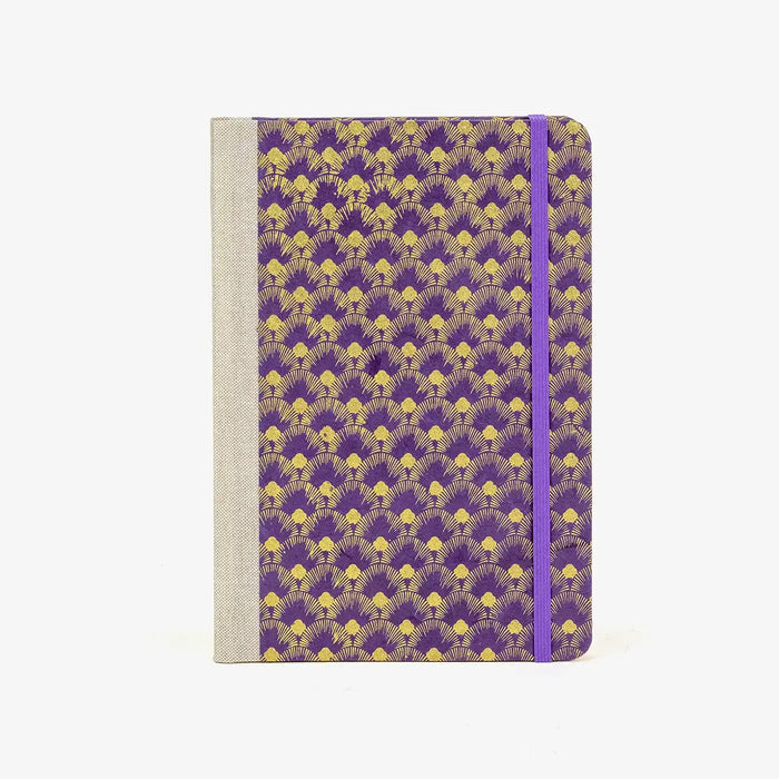 Wochenplaner-A5-2025-Lokta-PApier-HAifischhaut-gold-auf-Purple-cover-vorn-1
