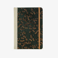 Wochenplaner-A5-2025-Lokta-PApier-Kirschblueten-auf-malachite-cover-vorn-1