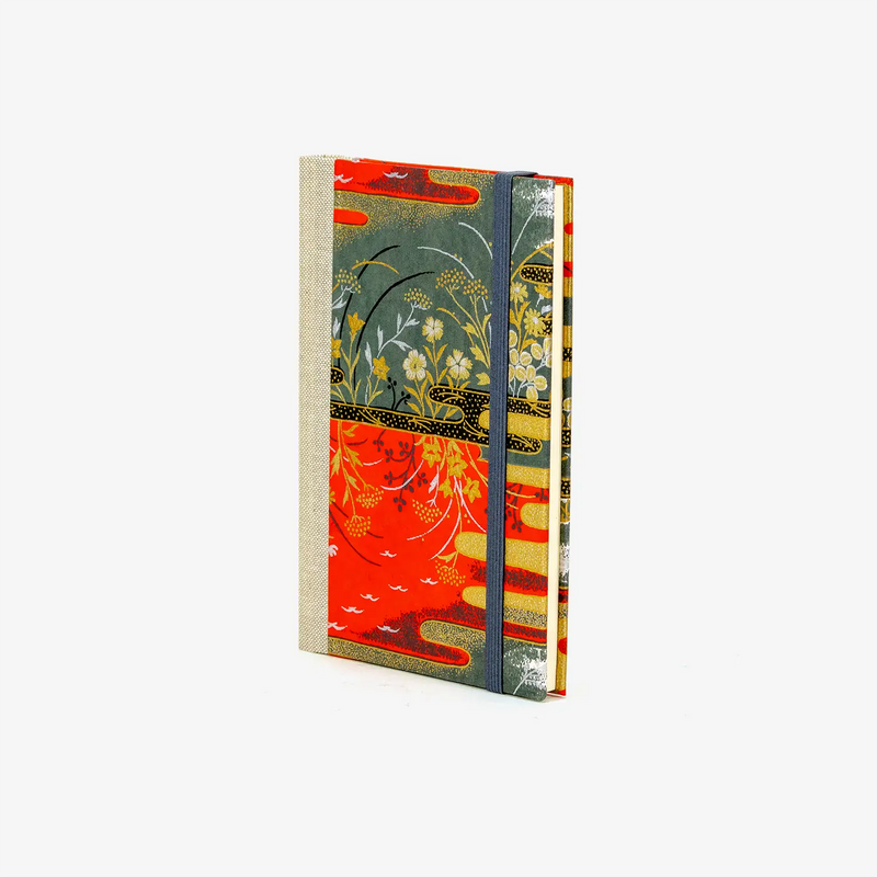 Wochenplaner-A6-2025-Chiyogami-Day-and-night-cover-ansicht-seitlich-vorn