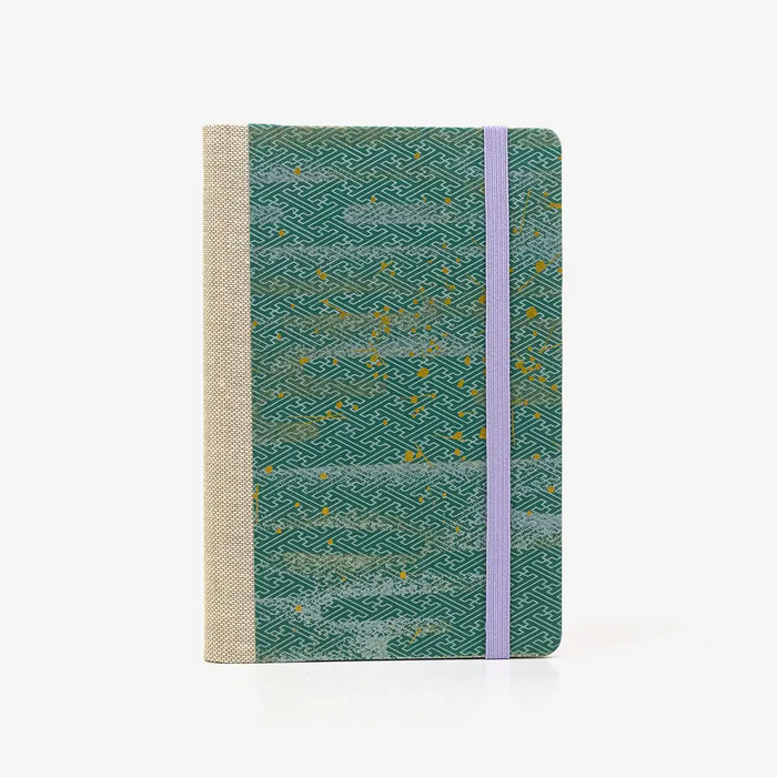 Wochenplaner-A6-design-Chiyogami-Papier-Space-is-the-Place-gruen-silber-von-vorn
