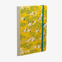 Wochenplaner-Format-17x24cm-2026_chiyogami-Kraniche-weiss-auf-gelb-cover-seitlich-hinten