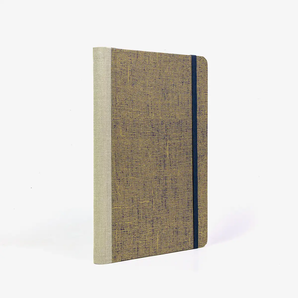 Wochenplaner-Format-A5-cover-chiyogamipapier-Motiv-Gaze-gold-auf-blau-cover-seitlich-von-hinten