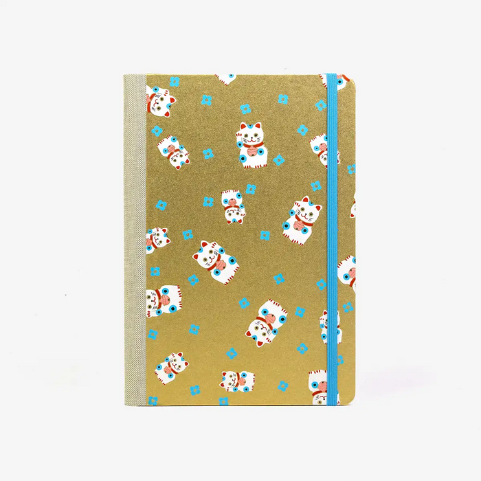 Wochenplaner-Format-A5-cover-chiyogamipapier-Motiv-Winkekatze-auf-Gold-cover-von-vorn