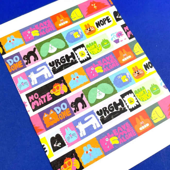 YUK-FUN-Bad-Washi-Tape-15mmx10m-Produktansicht-18-Motive-auf-ein-PApier-geklebt