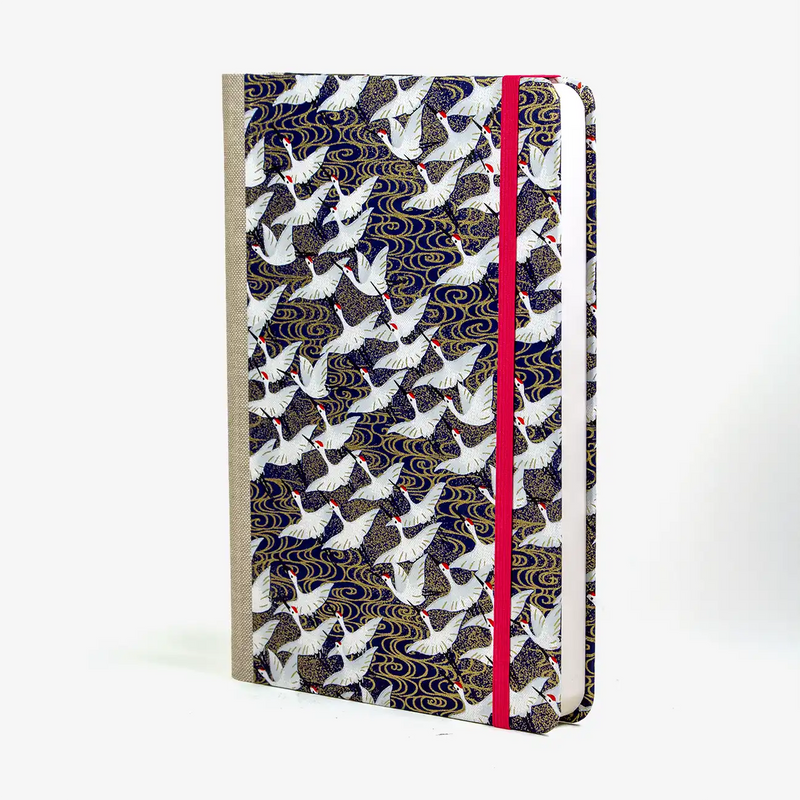 Skizzenbuch Blanko / 288 Seiten / handgemacht / Chiyogami / Kraniche weiß auf blau