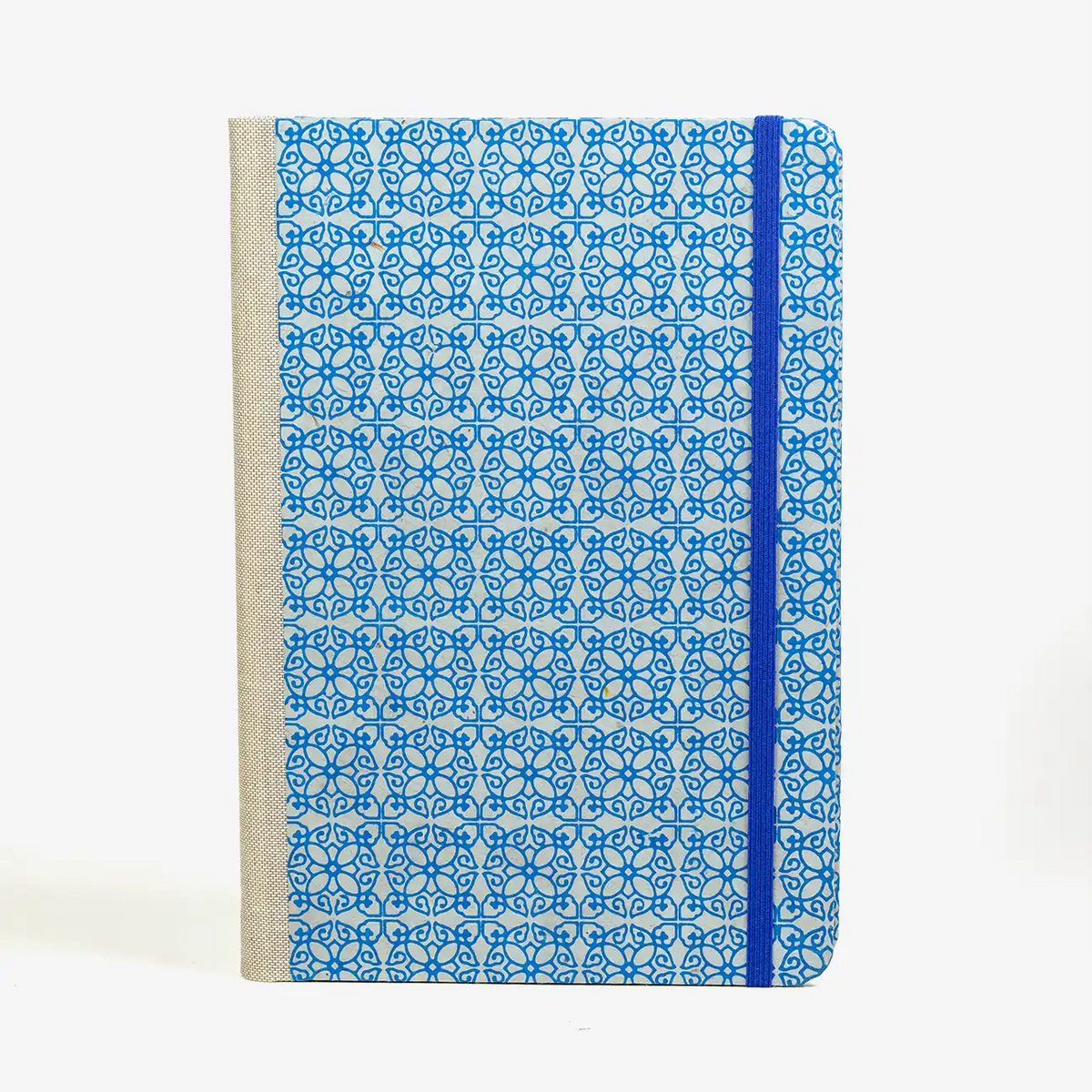 blaupause-skizzenbuch.-blanko-format-a5-288-seiten-recy-papier-mit-lokta-papier-bezogen-Bluetengitter-mildes-Blau-Aquamarin-cover-vorn