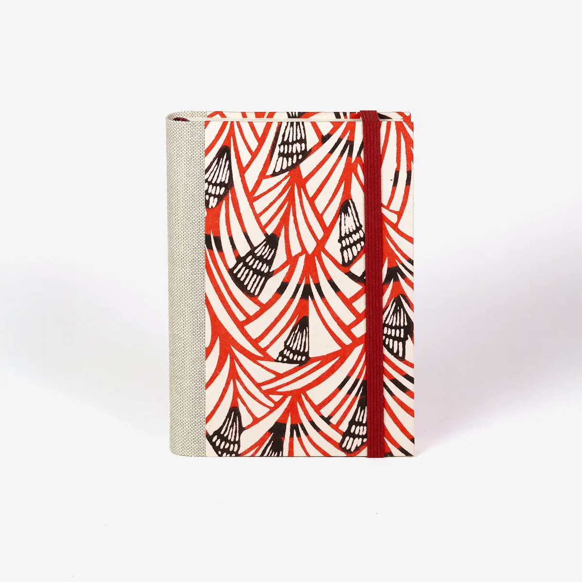 blaupause-tagesplaner-Format-9x13cm-bezogen-mit-Katazme-shi-zacken-rot-produktansicht-cover-vorn