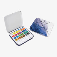 daler-rowney-aquafine-aquarell-set-24-naepfchen-reise-metallkasten-offen-von-oben-mit-deckel