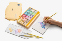himi-metallic-jelly-gouache-set-18-farben-30g-yellow-case-Verpackung-geoeffnet-mit-mischpallette-Beispielbild