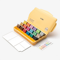 himi-metallic-jelly-gouache-set-18-farben-30g-yellow-case-Verpackung-geoeffnet-mit-mischpallette-und-Farbkarte