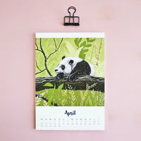 jahreskalender-wandkalender-katja-rub-2027-format-a5-motiv-tiere-April-Cover