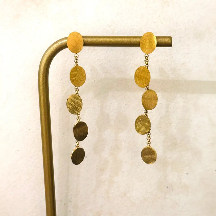 ohrringe-ellipsenformige-gebuerstete-gold-haengeohrringe