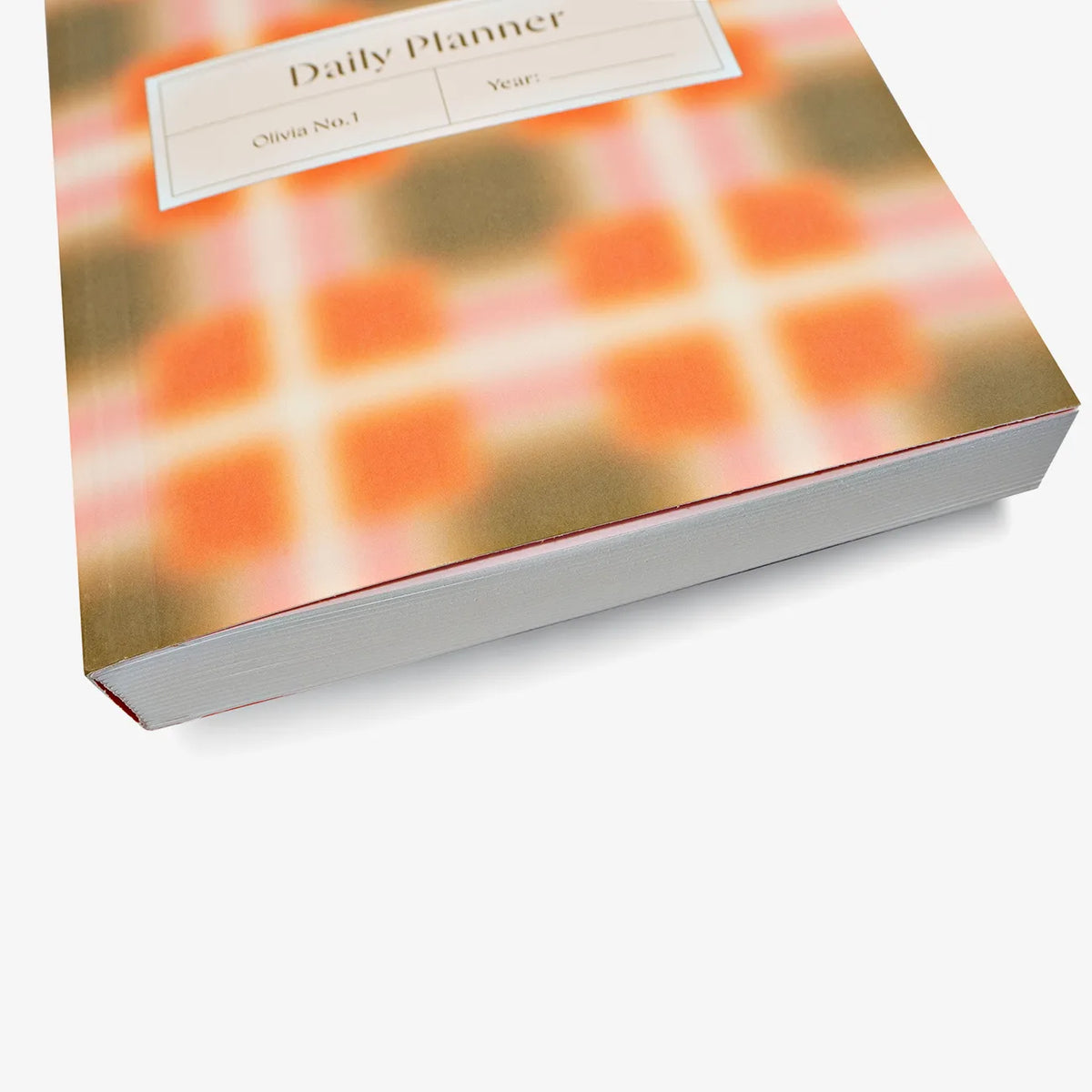 the-completist-tagesplaner-olivia-daily-planner-undatiert-a5-softcover-Cover-seitlich-vorn