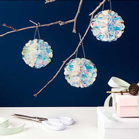 RicoDesignWabenbaelleirisierend7cm3Stueck_2